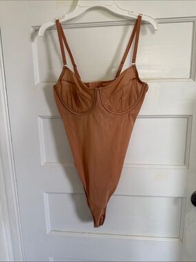 House of CB Rust Brown Sculpted Underwire Bodysuit